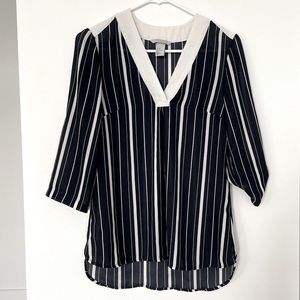 H&M Business/ Business Casual Navy & White Striped Blouse in Size US 4